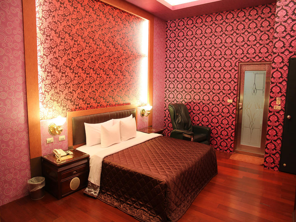 Fukun 5 Motel Джиаоси Стая снимка