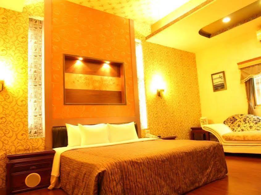 Fukun 5 Motel Джиаоси Екстериор снимка
