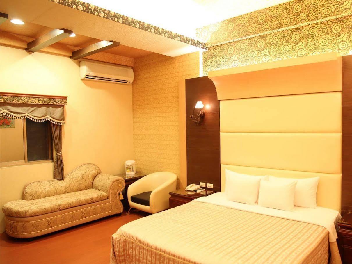Fukun 5 Motel Джиаоси Екстериор снимка